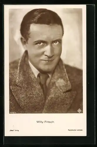 AK Schauspieler Willy Fritsch mit leichtem Lächeln