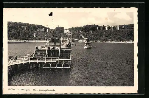 AK Sellin / Rügen, Dampfer verlässt die Landungsbrücke
