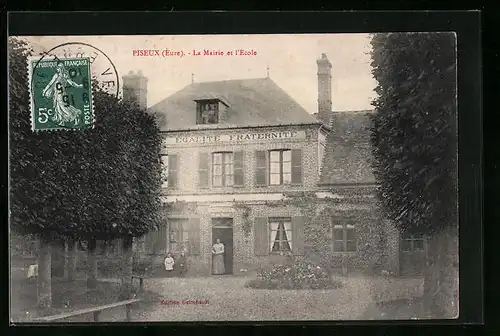 AK Piseux, La Mairie et l`Ecole
