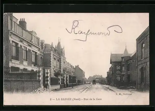 AK La Bassée Nord, Rue de la Gare, Strassenpartie