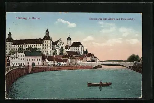 AK Neuburg a. Donau, Donaupartie mit Schloss und Donaubrücke