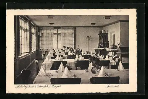 AK Bärenfels i. Erzgeb., Gasthaus Spitzbergbaude, Speisesaal, Innenansicht