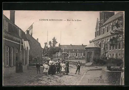 AK Godewaersvelde, Rue de la Gare, Strassenpartie