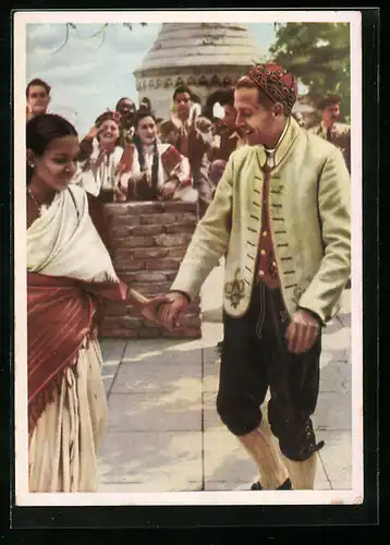 AK Völkerverbindender Tanz, DDR-Propaganda