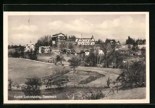 AK Lassnitzhöhe i. d. Steiermark, Blick über die Felder auf die Siedlung
