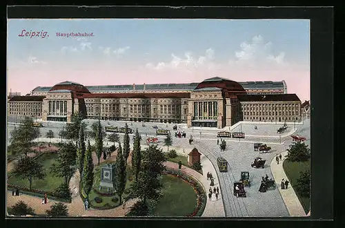 AK Leipzig, der Hauptbahnhof, Parkanlagen auf dem Vorplatz, Strassenbahnen unterwegs