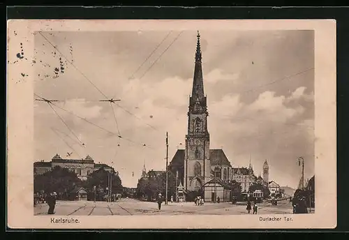AK Karlsruhe i. B., Strassenbahn am Durlacher Tor