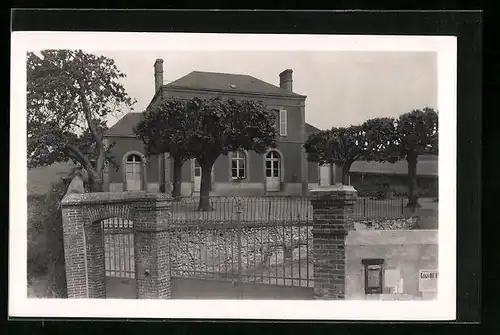 AK Le Bourg l`Abbé, Mairie ecole