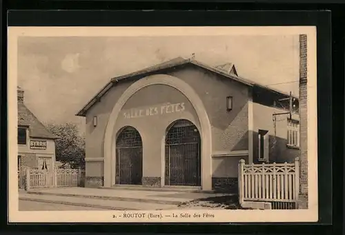 AK Routot, La Salle des Fêtes