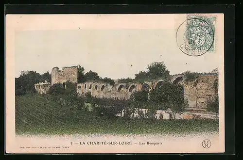 AK La Charitè-sur-Loire, Les Remparts