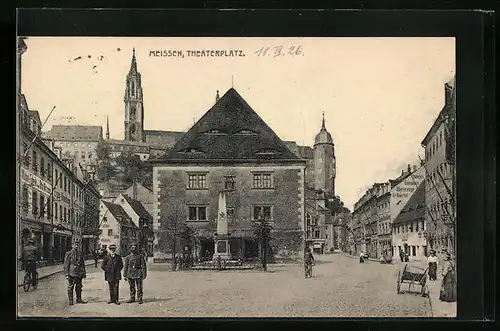 AK Meissen, Theaterplatz mit Geschäften, Theater und Denkmal