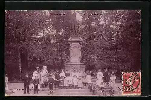 AK Valenciennes, Statue de Watteau