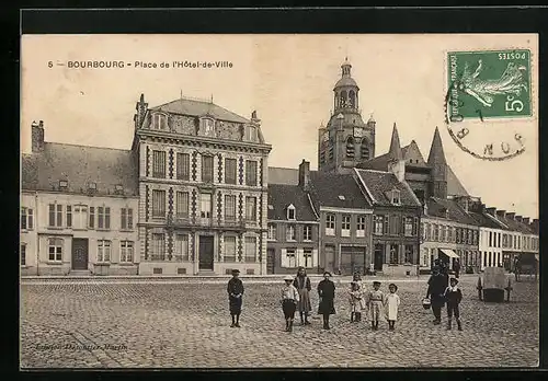 AK Bourbourg, Place de l'Hotel-de-Ville
