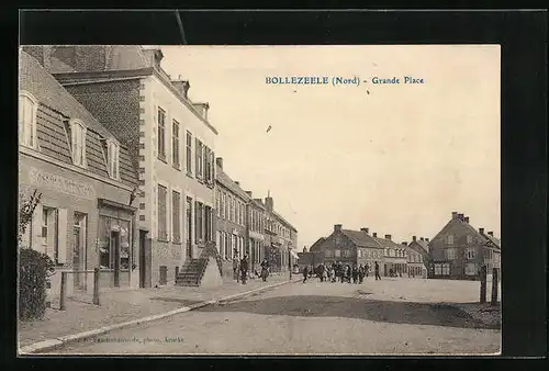 AK Bollezeele, Grande Place