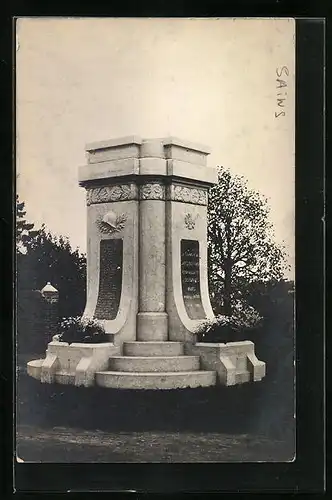 AK Sains, Monument aux Morts