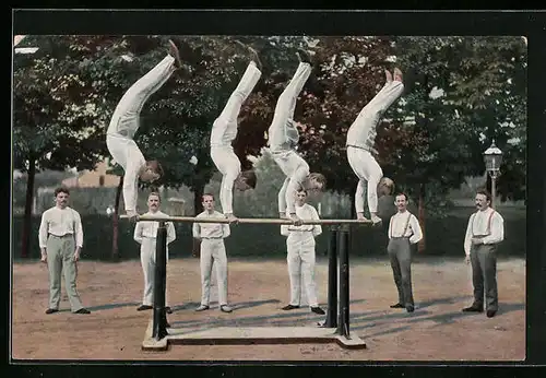 AK Turner üben am Barren