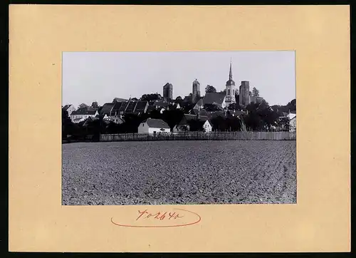 Fotografie Brück & Sohn Meissen, Ansicht Stolpen, Panorama der Stadt von Norden gesehen