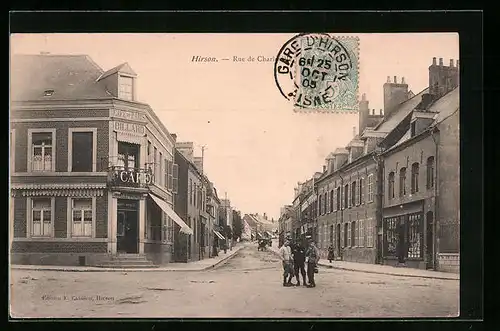 AK Hirson, Rue de Charleville, Cafe de Paris