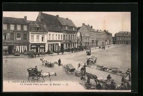 AK Saint-Amand-les-Eaux, La Grande Place un jour de Marché