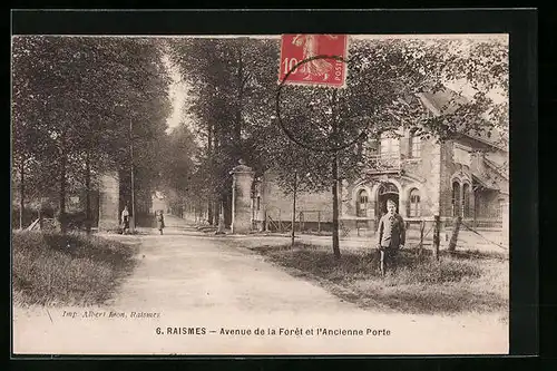 AK Raismes, Avenue de la Forêt et l`Ancienne Porte