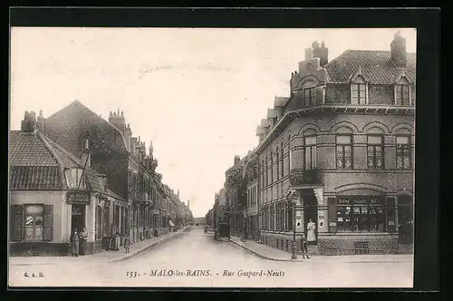 AK Malo-les-Bains, Rue Gaspard-Neuts, Strassenpartie
