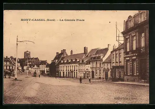 AK Mont-Cassel, La Grande Place