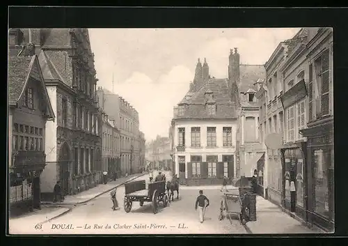 AK Douai, La Rue du Clocher Saint-Pierre