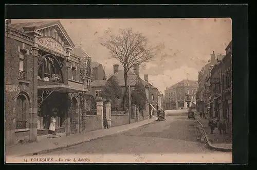 AK Fourmies, La rue J. Jaures