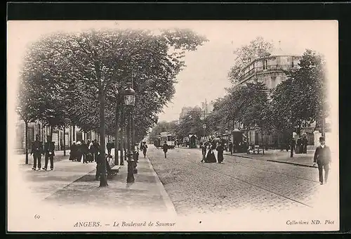 AK Angers, Boulevard de Saumur, Strassenbahn