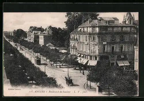 AK Angers, Boulevard de Saumur, Strassenbahn