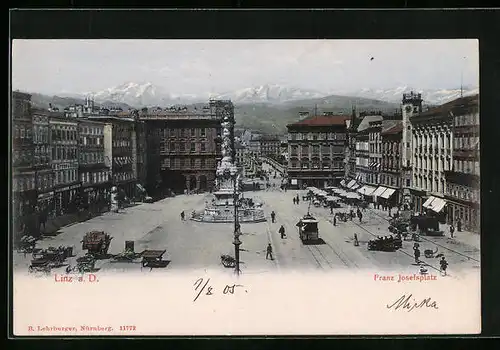 AK Linz a. D., Strassenbahn auf dem Franz Josefplatz