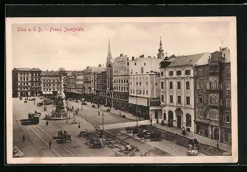 AK Linz a. D., Strassenbahn auf dem Franz Josefplatz