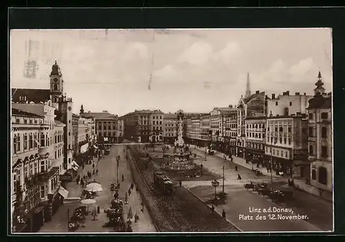 AK Linz a. D., Platz des 12. November mit Strassenbahn