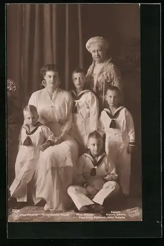 AK Kaiserin Auguste Viktoria mit Kronprinzessin Cecilie, Prinz Friedrich, Prinz Wilhelm und Prinz Hubertus