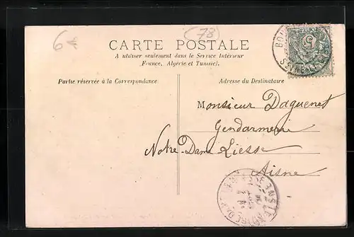 AK Bougival, Groupe de maisons autour de l`Eglise