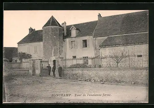 AK Sonchamp, Tour de l`ancienne ferme