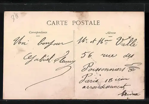 AK Le Vésinet, La Rue de l`Eglise