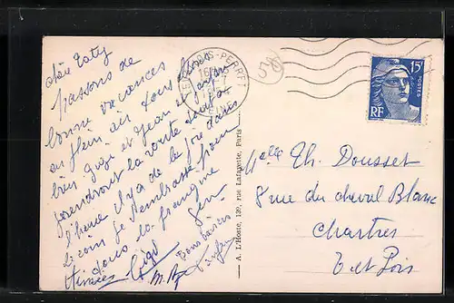 AK Thiverval, Vue sur le Centre