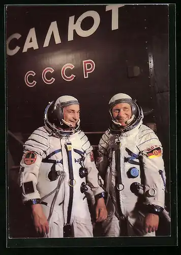 AK Gemeinsamer Kosmosflug der UdSSR und der DDR, Waleri Bykowski und Sigmund Jähn während des Trainings