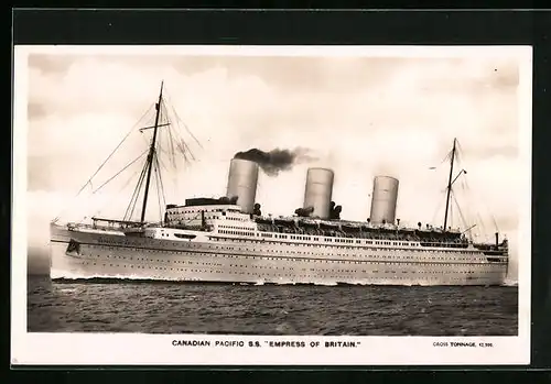 AK Kanadisches Passagierschiff SS Empress of Britain auf Backbord