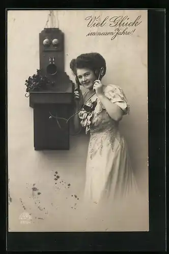AK Dame am Telefon zum Neujahr