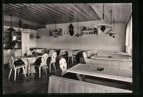 AK Waffenrod-Hinterrod /Thür. Wald, Innenansicht des Park-Cafés