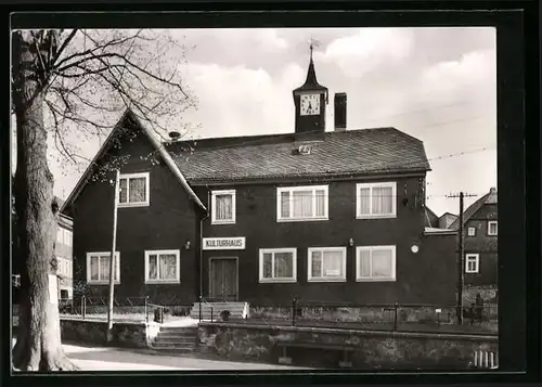 AK Allersdorf /Ilmenau, Ansicht des Kulturhauses mit Strassenpartie