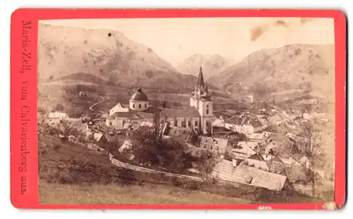 Fotografie Nicolaus Kuss, Mariazell, Ansicht Mariazell, Ortspartie mit der Basilika vom Calvarienberg aus gesehen