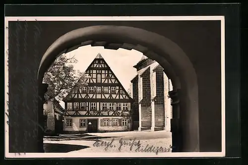 AK Bad Windesheim, Rathausbogen mit Blick auf Fachwerkhaus