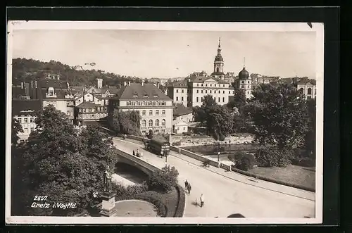 AK Greiz i. V., Teilansicht aus der Vogelschau mit Heinrichsbrücke