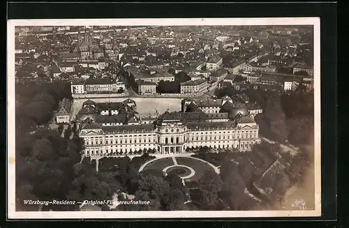 AK Würzburg, Fliegeraufnahme der Residenz
