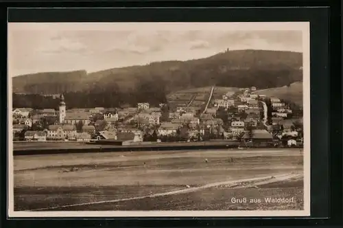 AK Walddorf, Panorama mit Kirche