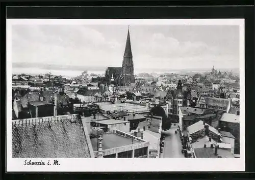 AK Schwerin i. M., Teilansicht mit Kirche