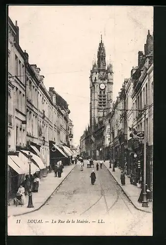 AK Doaui, La Rue de la Mairie